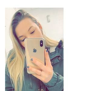 Meet your Posher, Sienna rose